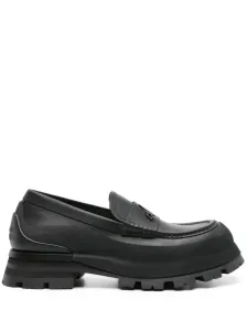 ALEXANDER MCQUEEN - Seal Logo Leather Loafers
