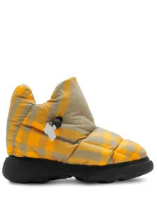BURBERRY - Pillow Check Boots #1761899