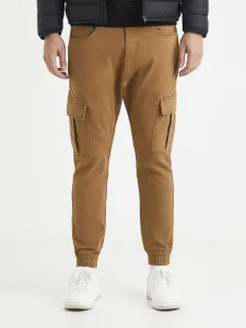 Celio Vokit Trousers Brown #211801