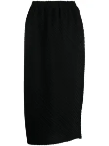 ISSEY MIYAKE - Pleated Long Skirt