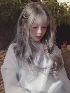 Long Lolita Wig Heat Resistant Fiber Light Gray Lolita Hair Wigs