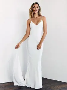 White Simple Causal Wedding Dress With Train Sheath V-Neck Spaghetti Straps Sleeveless Backless Bridal Dresses Free Customization #478355