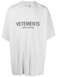 White T-shirts VETEMENTS
