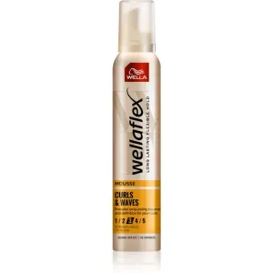 Wella Wellaflex Curl styling mousse for wavy and curly hair 200 ml #277263
