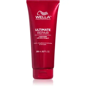 Wella Professionals Ultimate Repair Conditioner moisturising conditioner for damaged and colour-treated hair 200 ml