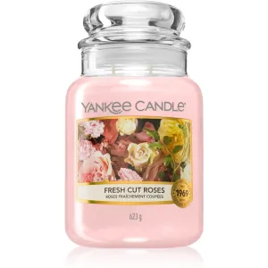 Yankee Candle Fresh Cut Roses scented candle classic mini 623 g