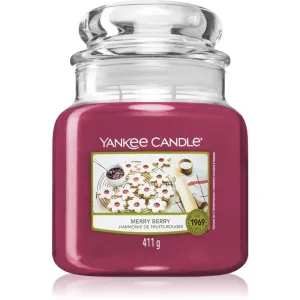 Yankee Candle Merry Berry scented candle 411 g
