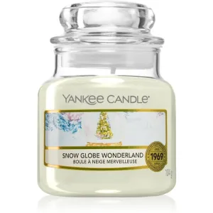 Yankee Candle Snow Globe Wonderland scented candle 104 g